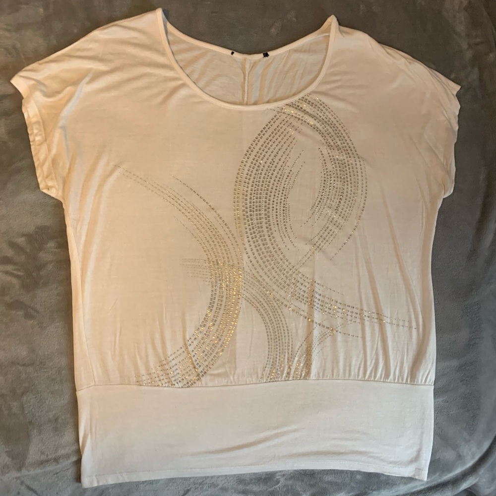 Banded Bottom Top. XL. Used.
